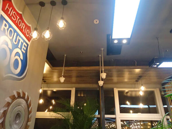 比爾森自助烤肉餐廳環(huán)境